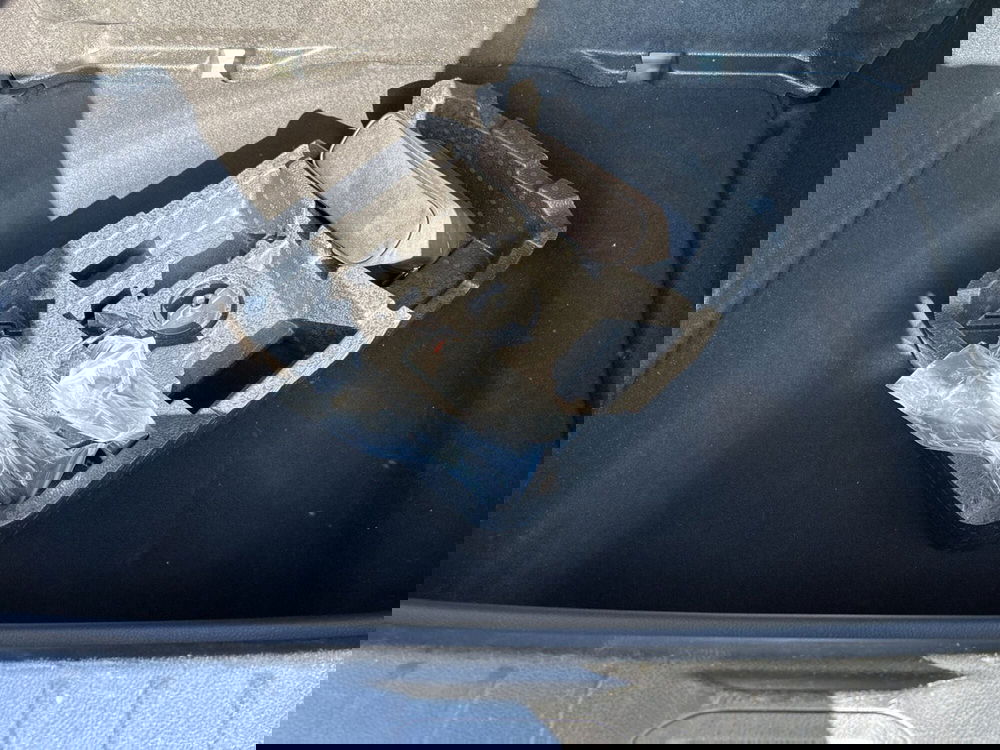 Alfa Romeo Tonale usata a Latina (11)