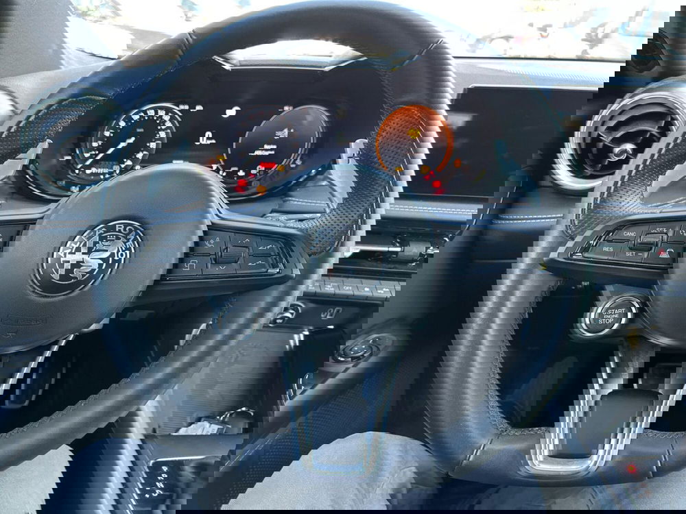 Alfa Romeo Tonale usata a Latina (16)