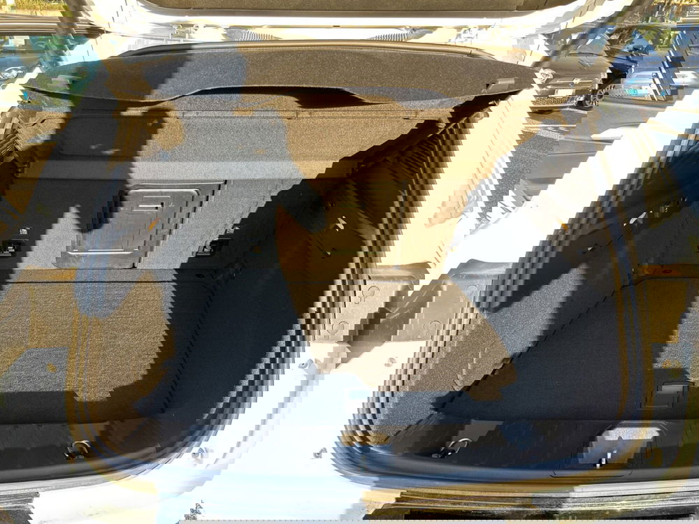 Alfa Romeo Tonale usata a Latina (10)