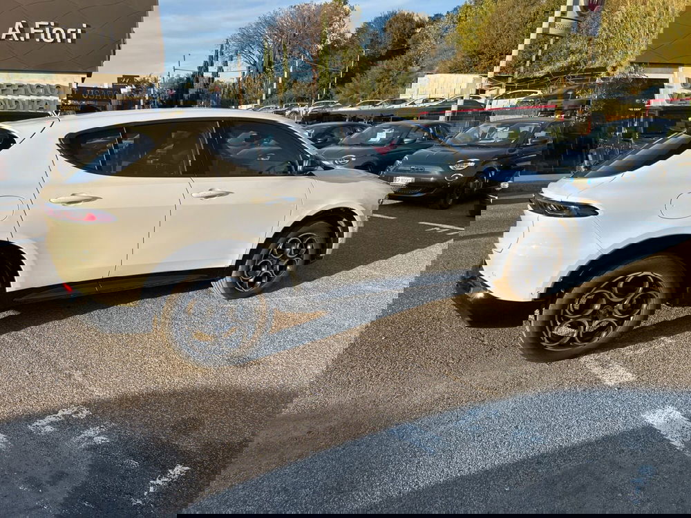 Alfa Romeo Tonale usata a Latina (6)