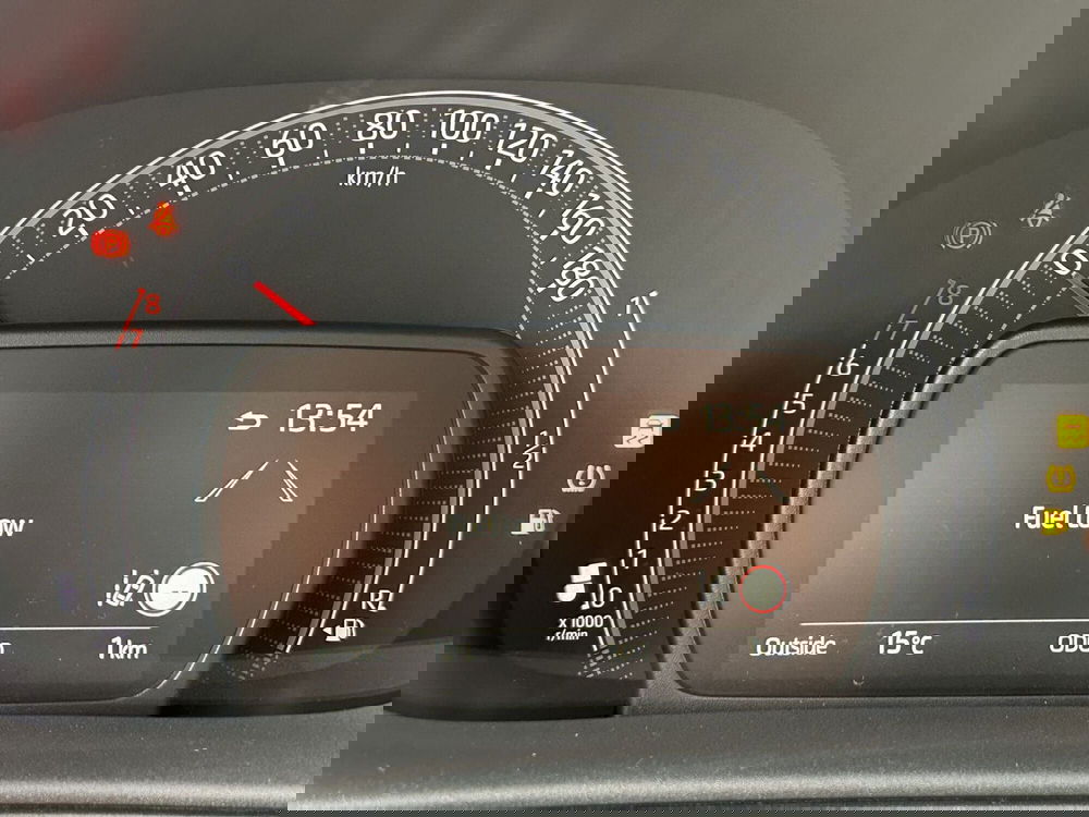 Toyota Aygo X nuova a Latina (15)