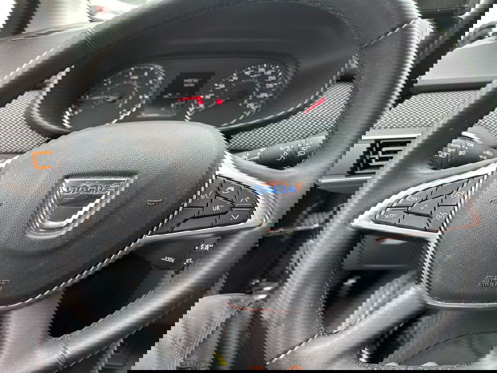 Dacia Sandero usata a Roma (14)