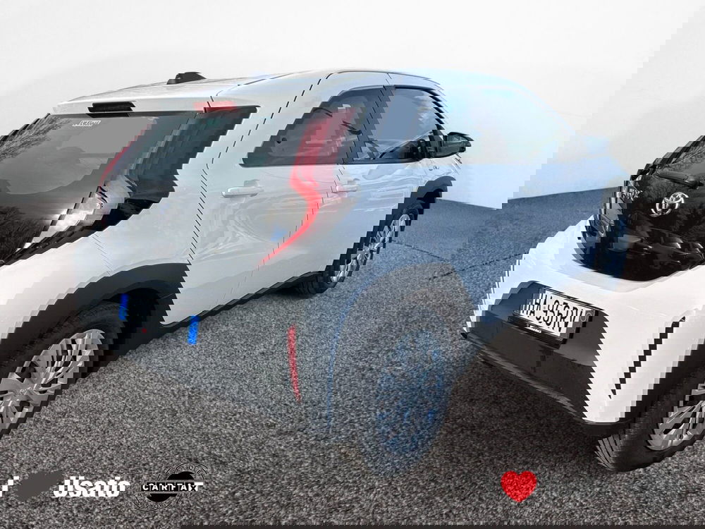 Toyota Aygo X nuova a Latina (3)