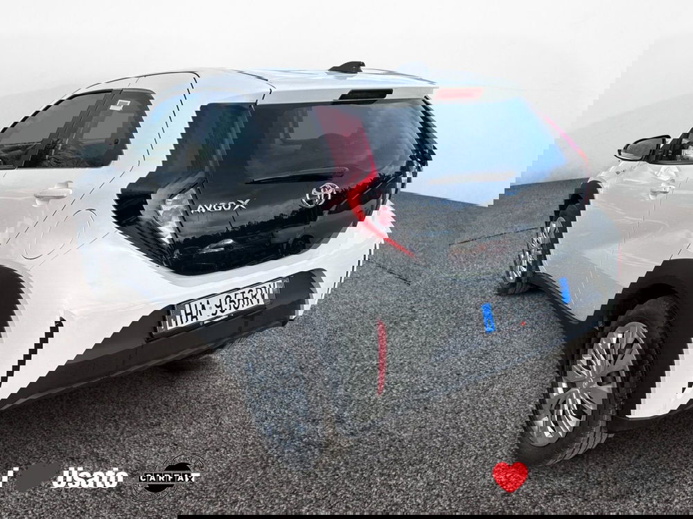 Toyota Aygo X nuova a Latina (4)