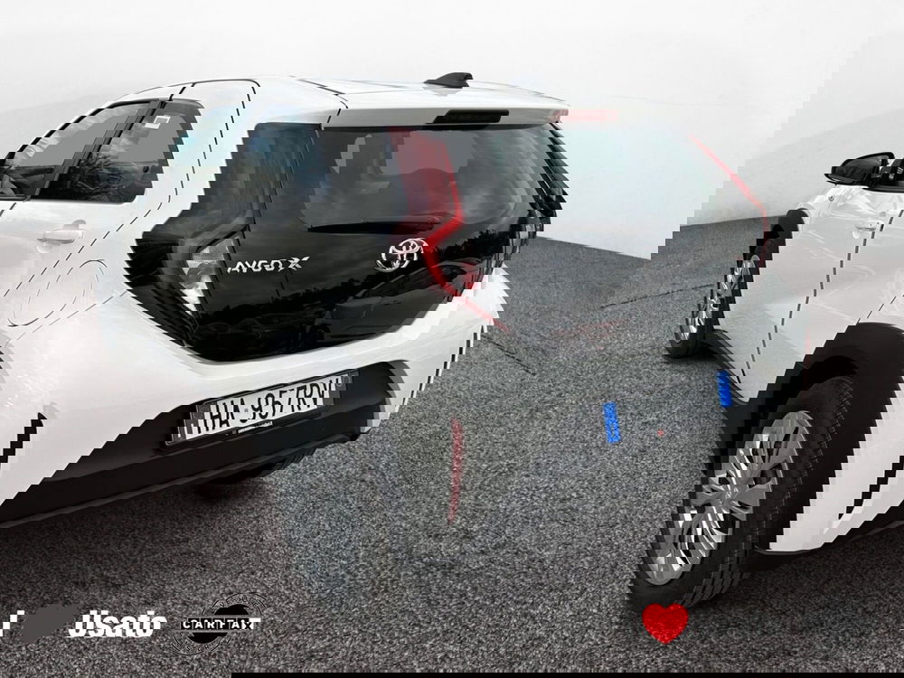 Toyota Aygo X nuova a Latina (4)