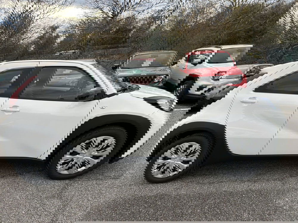 Toyota Aygo X nuova a Latina (6)