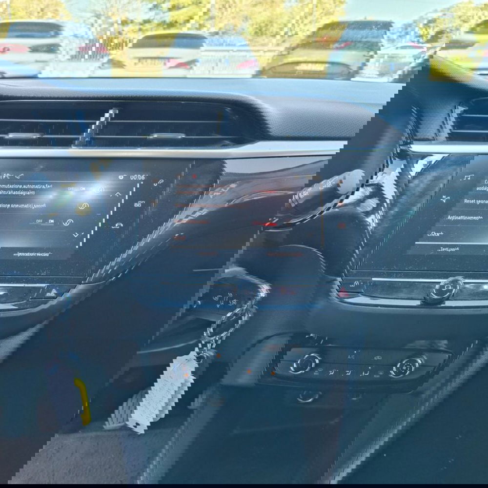 Opel Corsa usata a Padova (12)