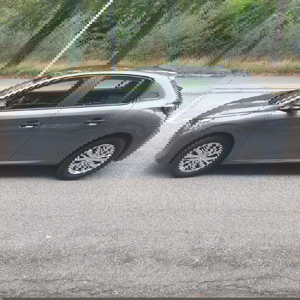 Peugeot 208 usata a Padova (8)