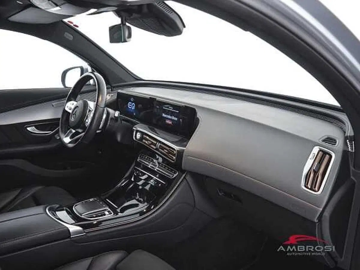Mercedes-Benz EQC usata a Viterbo (12)
