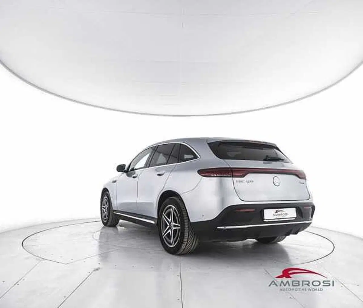 Mercedes-Benz EQC usata a Viterbo (4)