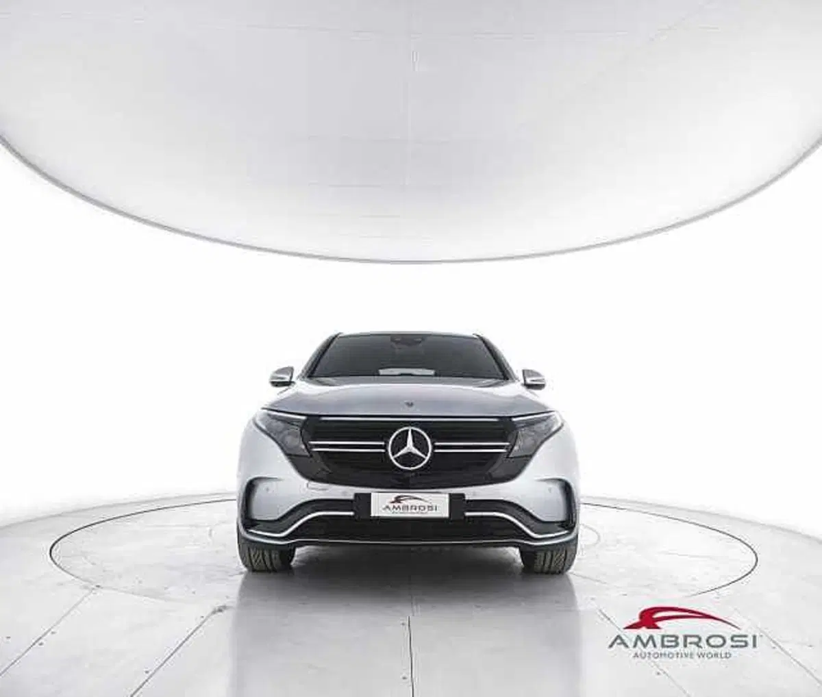 Mercedes-Benz EQC usata a Viterbo (5)