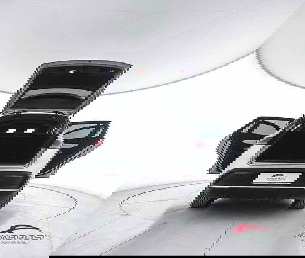 Mercedes-Benz EQC usata a Viterbo (7)