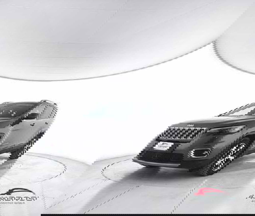 Jeep Cherokee usata a Viterbo