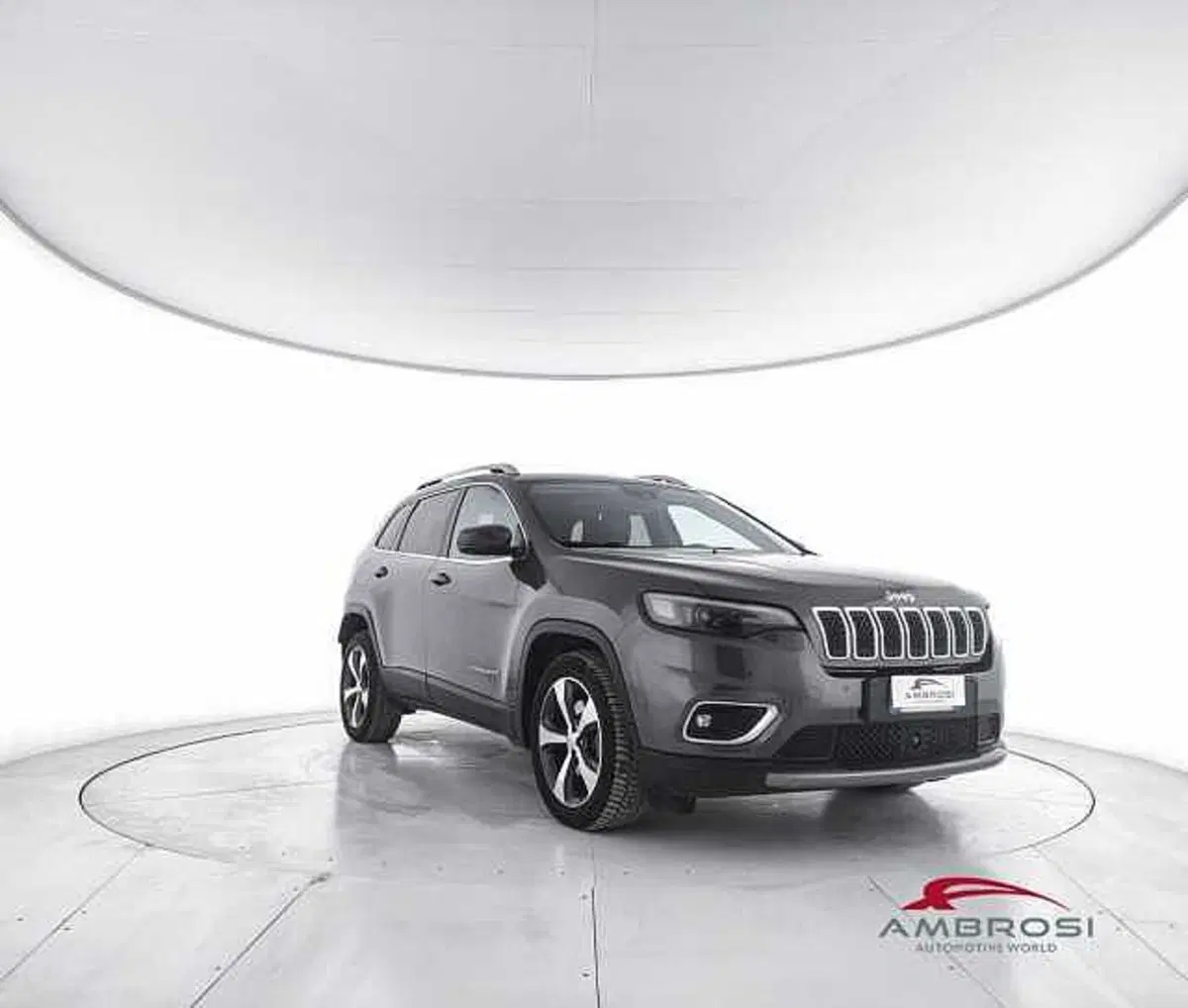 Jeep Cherokee usata a Viterbo (2)