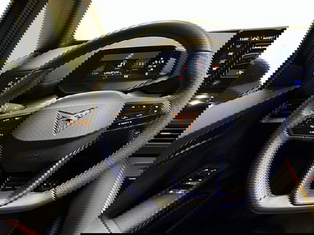 Cupra Born usata a Vicenza (10)