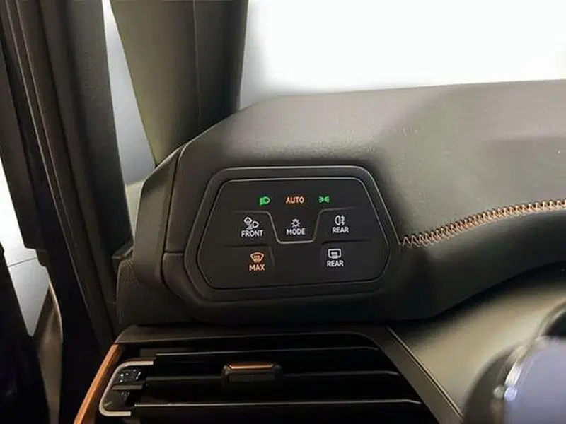Cupra Born usata a Vicenza (12)