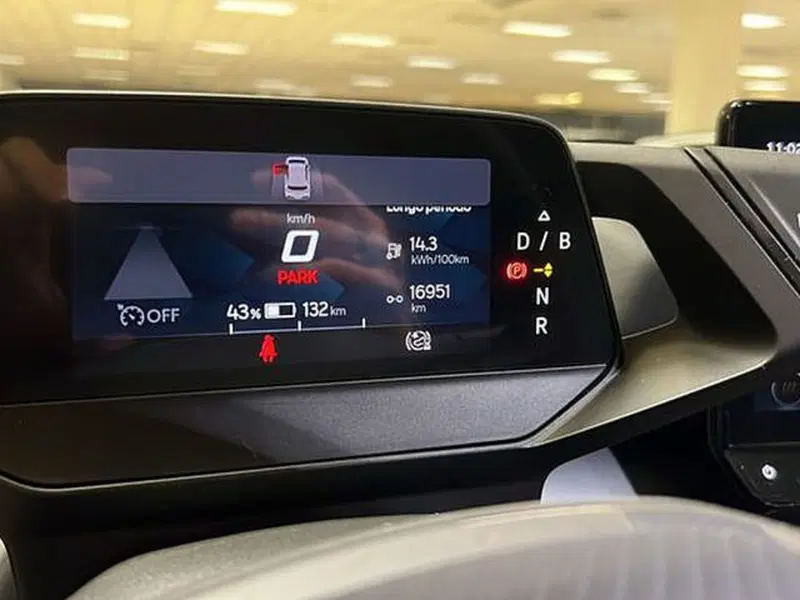 Cupra Born usata a Vicenza (14)