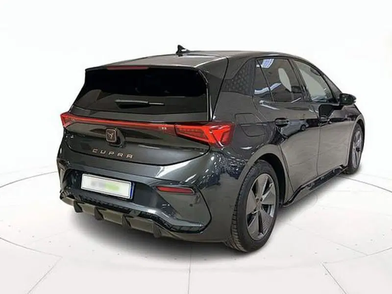 Cupra Born usata a Vicenza (4)