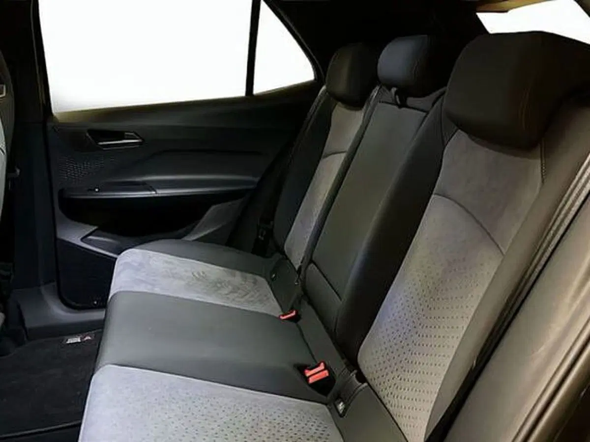 Cupra Born usata a Vicenza (8)