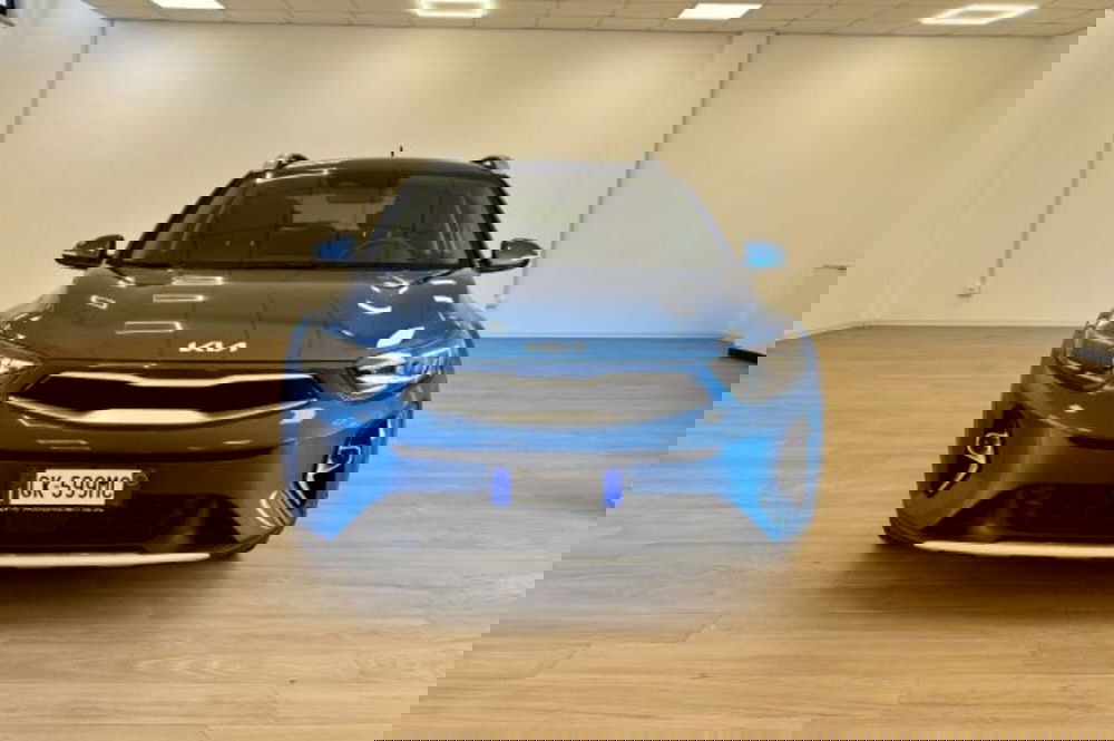 Kia Stonic usata a Latina (2)