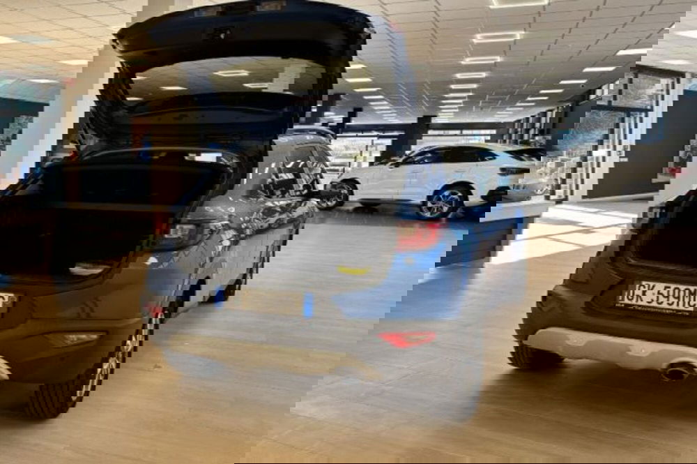 Kia Stonic usata a Latina (7)