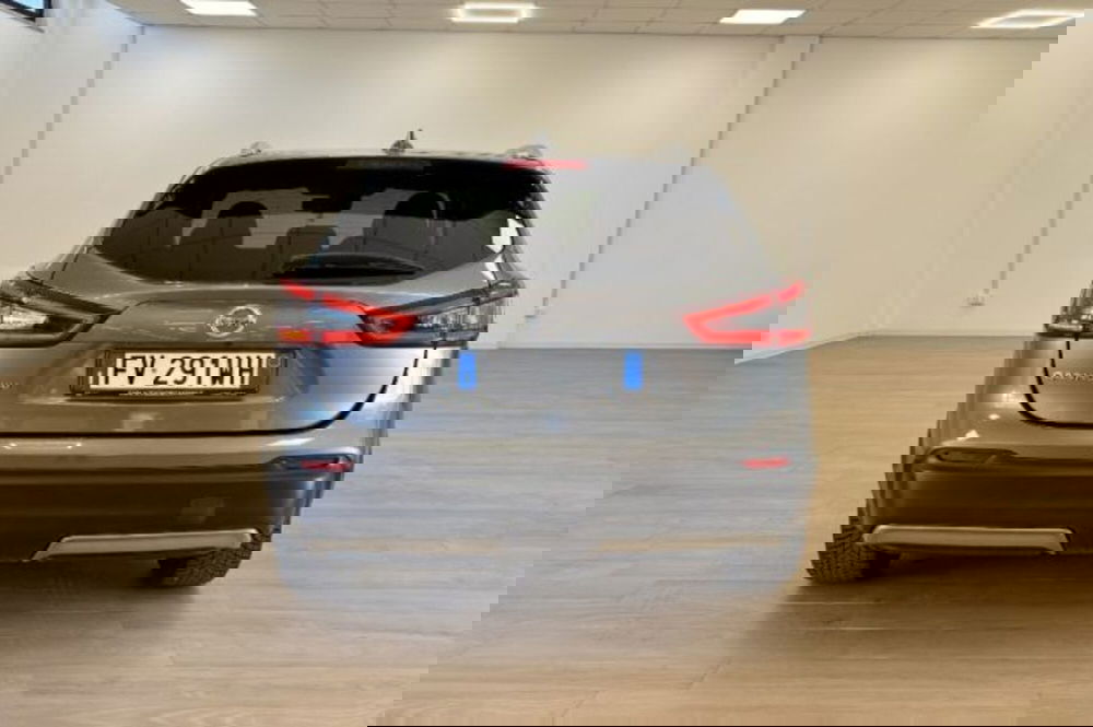 Nissan Qashqai usata a Latina (6)