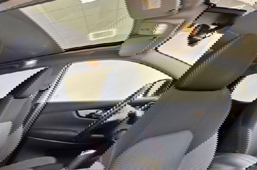 Nissan Qashqai usata a Latina (10)