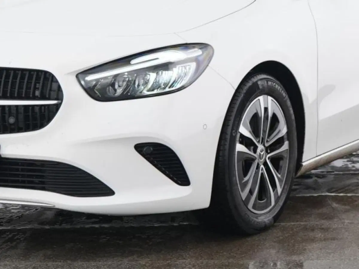 Mercedes-Benz Classe B usata a Milano (3)
