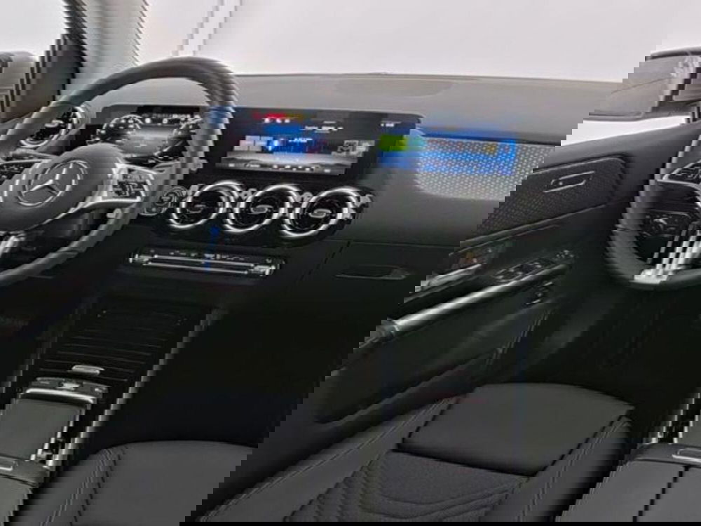 Mercedes-Benz Classe B usata a Milano (9)