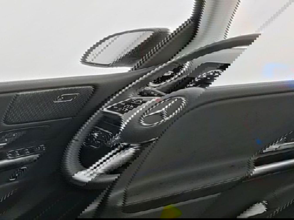 Mercedes-Benz Classe B usata a Milano (9)