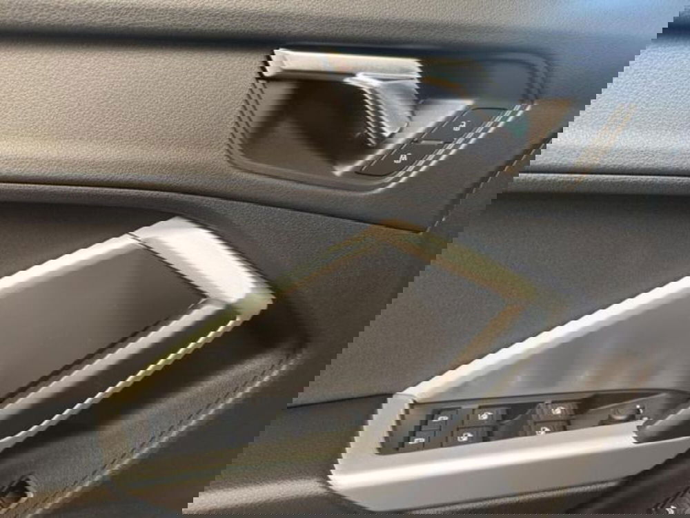 Audi Q3 Sportback usata a Milano (11)