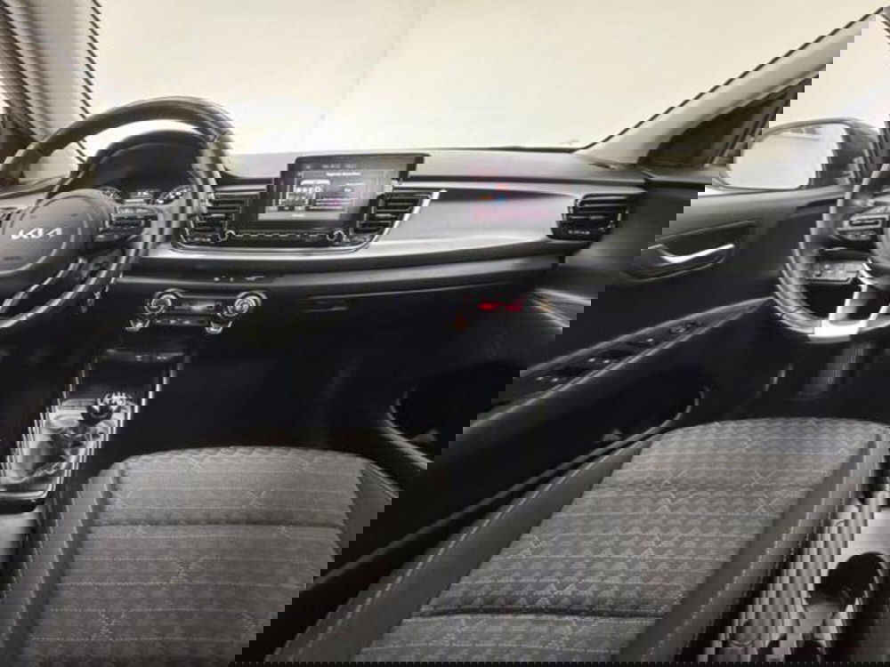 Kia Rio usata a Como (4)