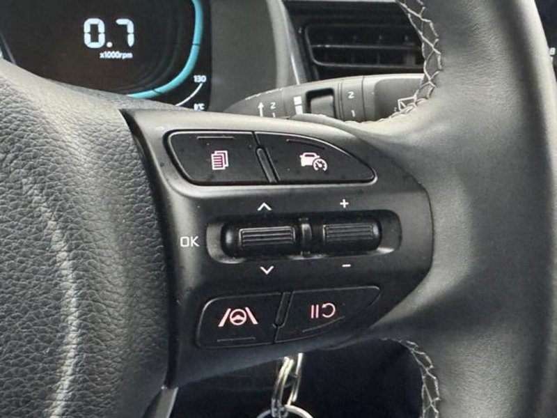 Kia Stonic usata a Como (10)