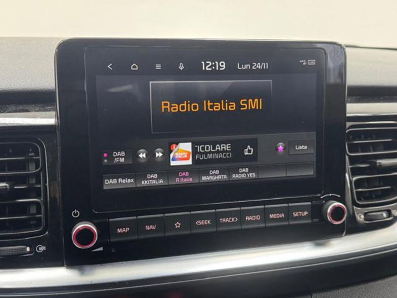 Kia Stonic usata a Como (12)