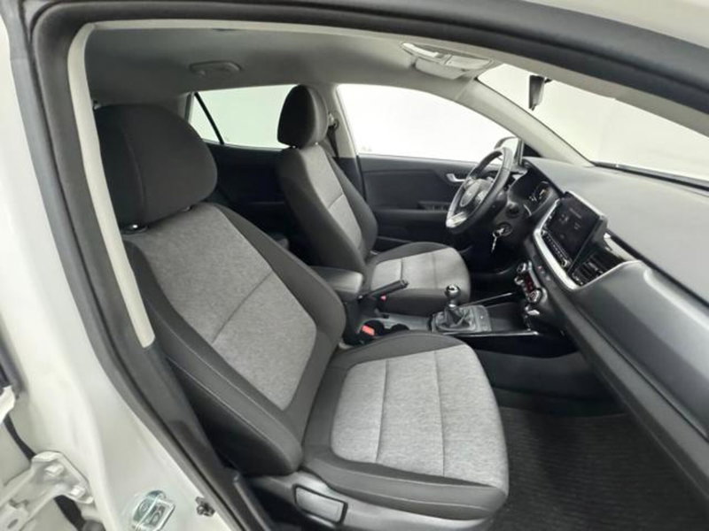 Kia Stonic usata a Como (3)