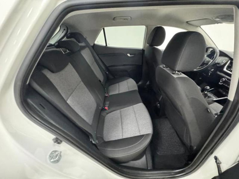 Kia Stonic usata a Como (5)