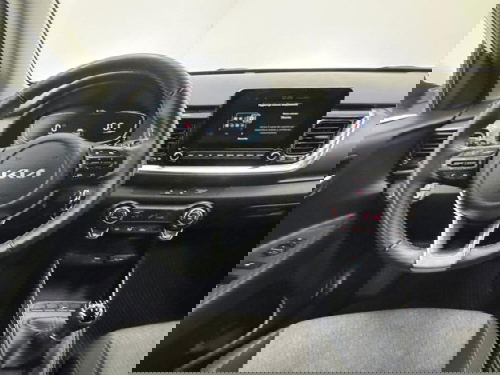 Kia Stonic usata a Como (9)