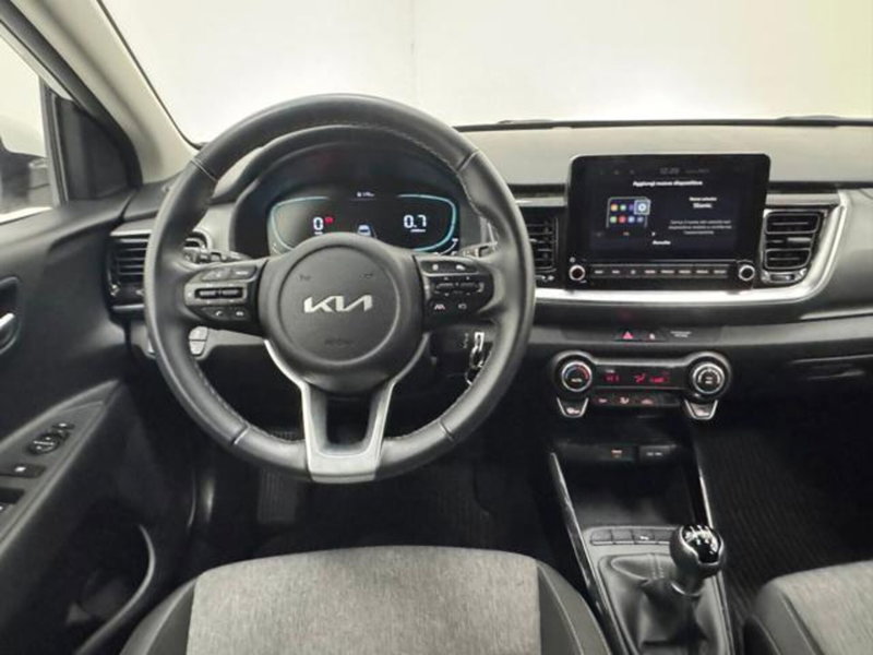Kia Stonic usata a Como (9)