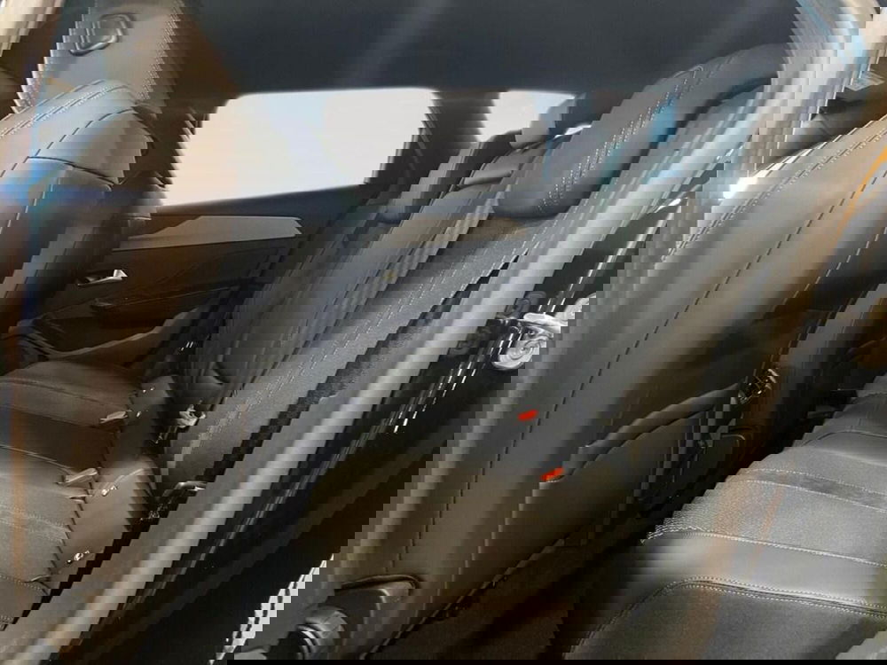 Peugeot 308 SW nuova a Torino (7)