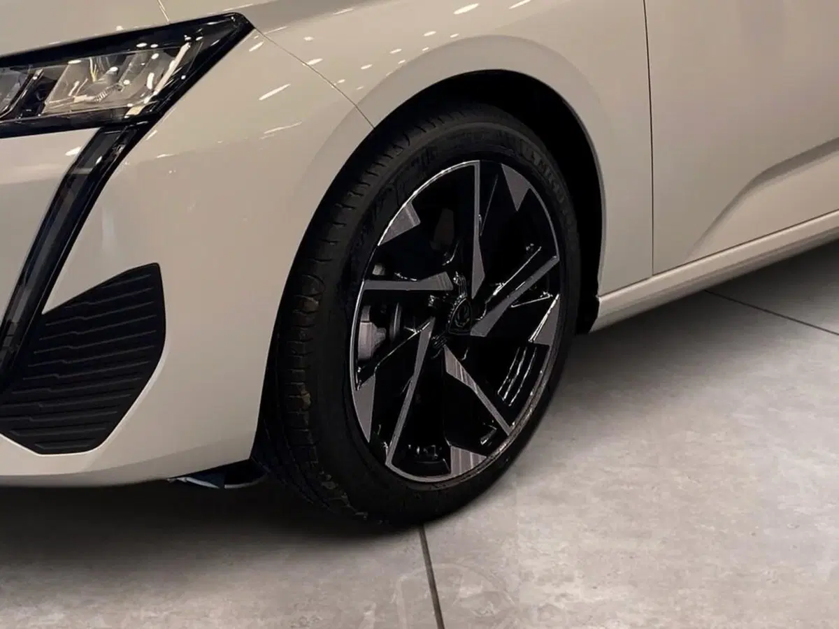 Peugeot 308 nuova a Torino (15)