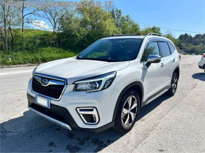 Subaru Forester 2.0 e-Boxer MHEV CVT Lineartronic Premium del 2020 usata a Campodipietra
