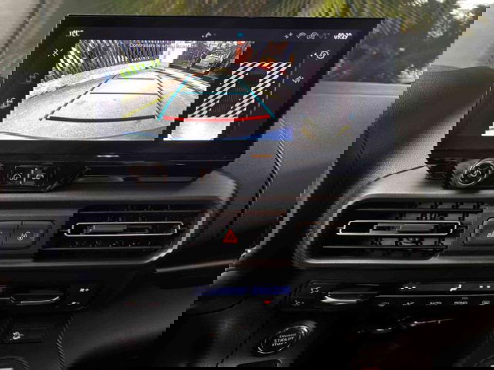 Toyota Proace City Verso nuova a Sassari (11)