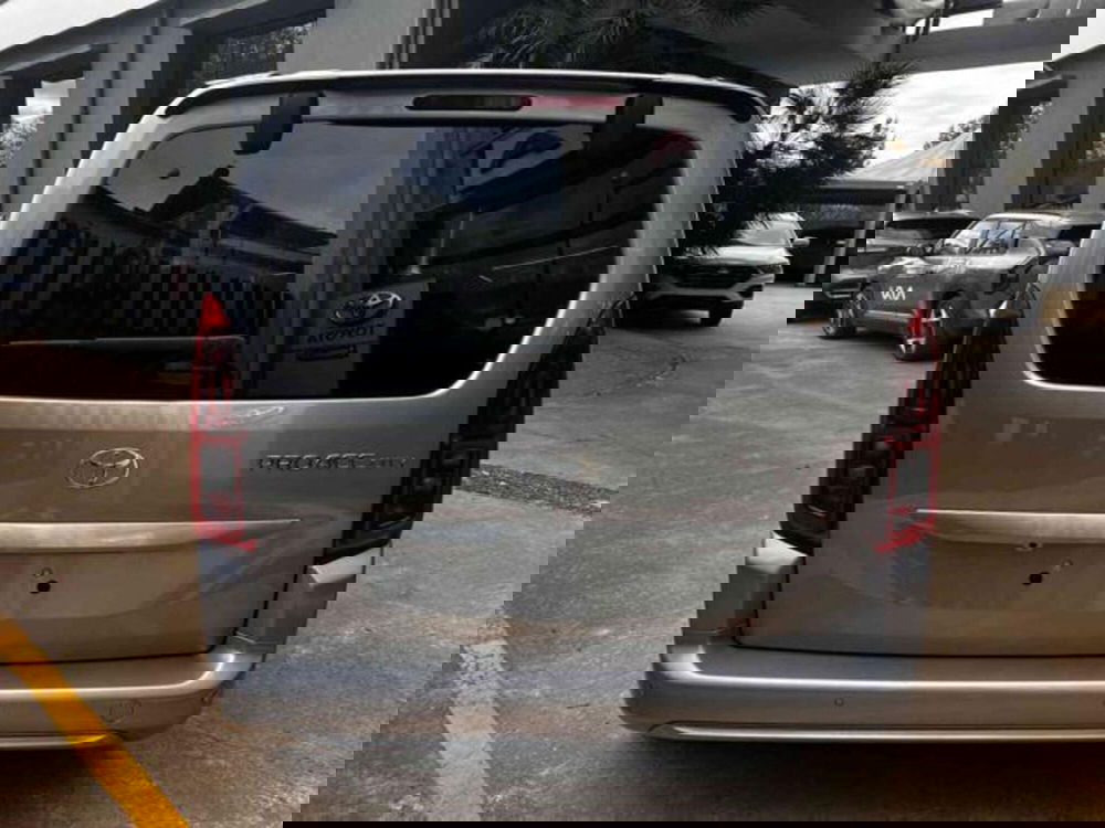Toyota Proace City Verso nuova a Sassari (6)