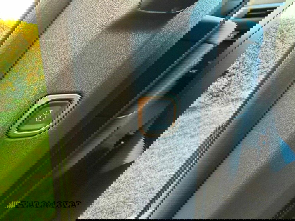 Kia PV5 nuova a Bari (11)