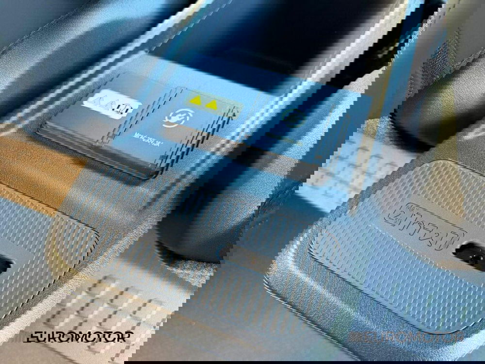 Kia PV5 nuova a Bari (14)