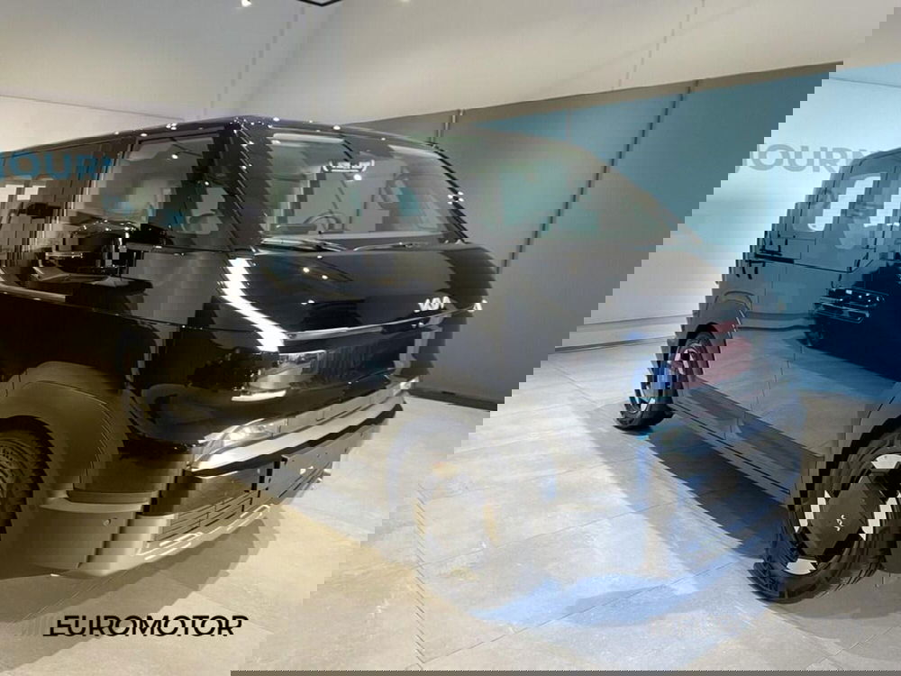 Kia PV5 nuova a Bari (3)