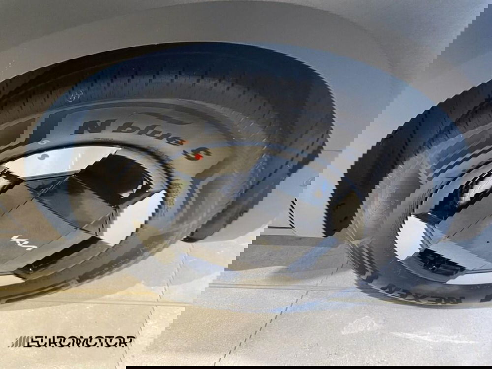 Kia PV5 nuova a Bari (7)