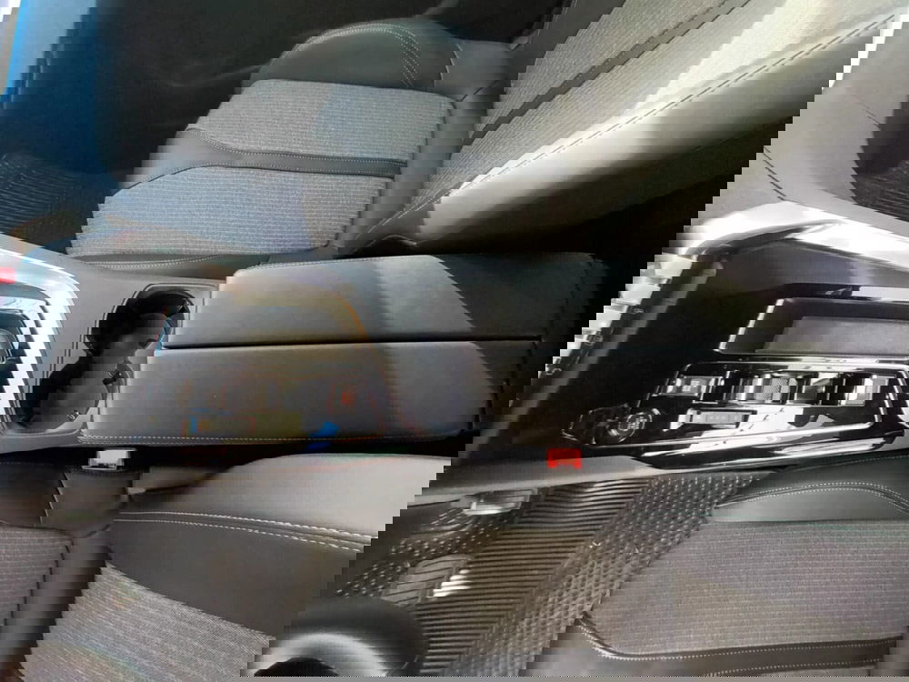 Peugeot 3008 usata a Bari (13)