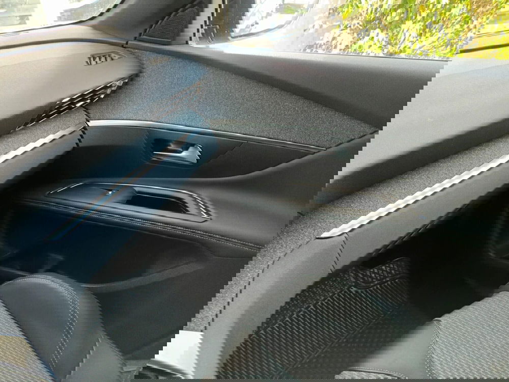 Peugeot 3008 usata a Bari (14)