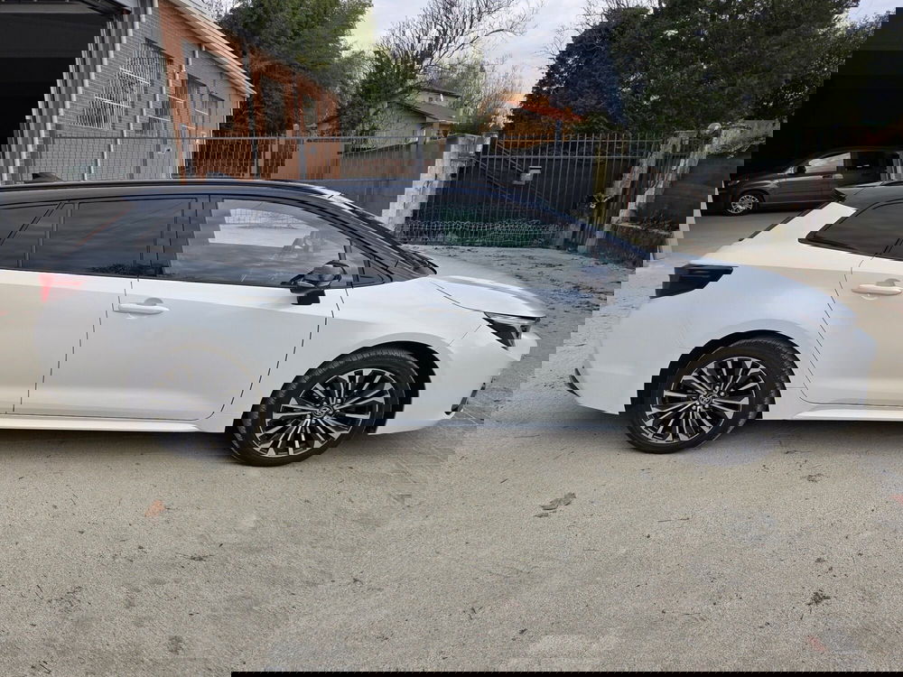 Toyota Corolla Touring Sports usata a Torino (12)